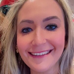 Meet your Posher, Shana